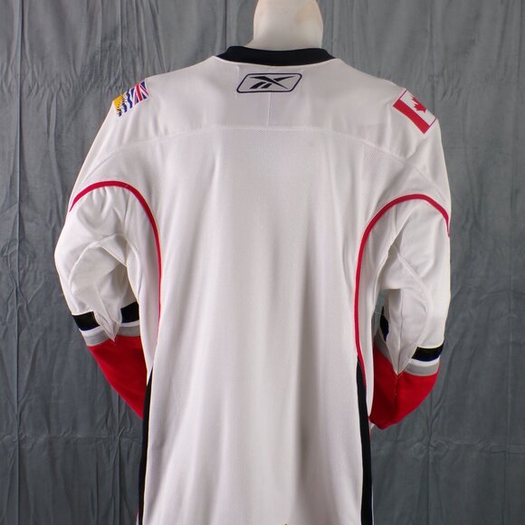 Abbotsford Heat Jersey - Official Home Jersey by Reebok - Men's Large - Picture 6 of 10